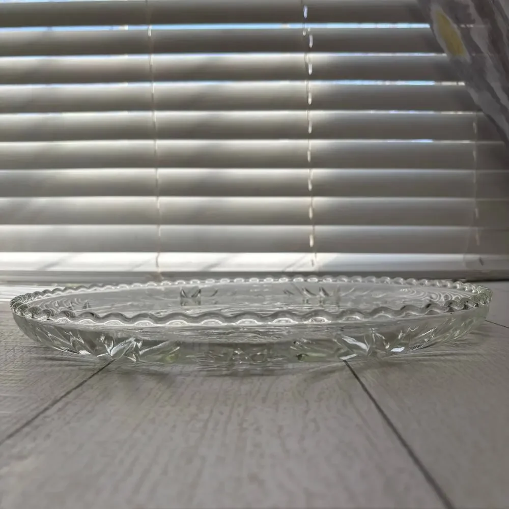Anchor Hocking Prescut Clear Glass Torte Plate Sawtooth Edge